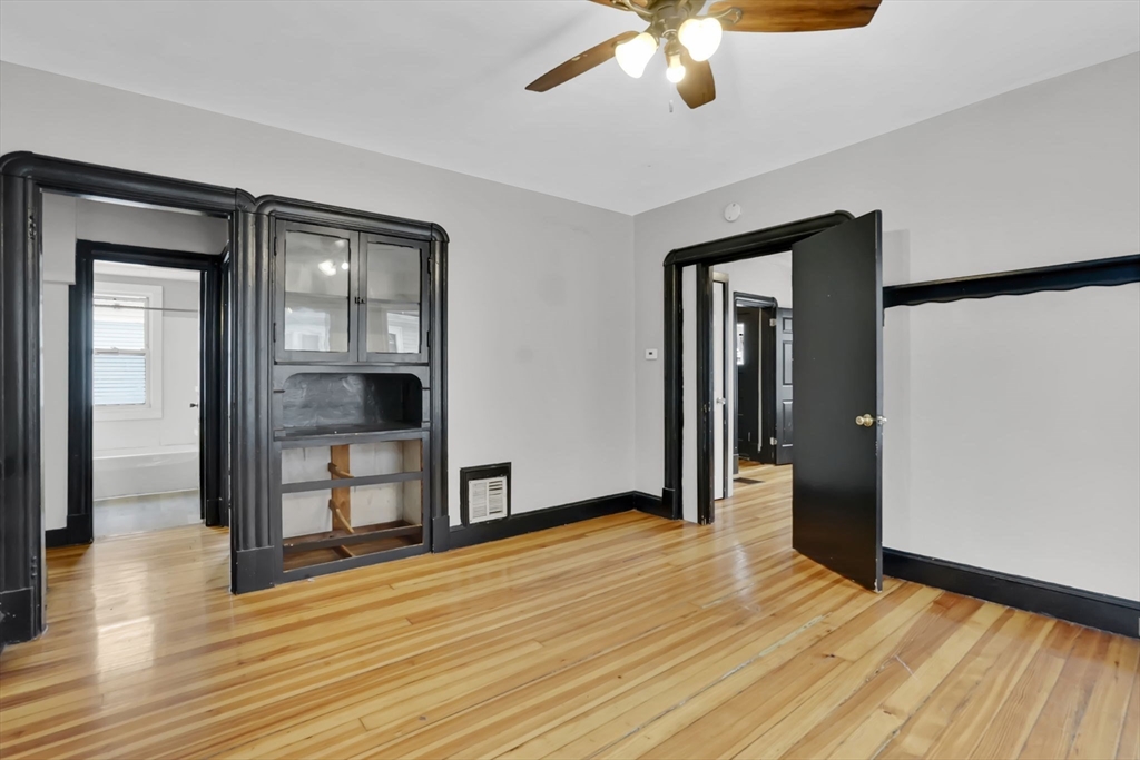 48-50 Dresden Street Springfield, MA 01109 - Photo 15 of 39