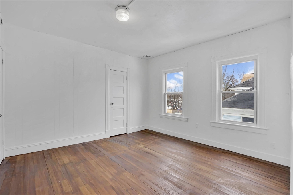 48-50 Dresden Street Springfield, MA 01109 - Photo 32 of 39