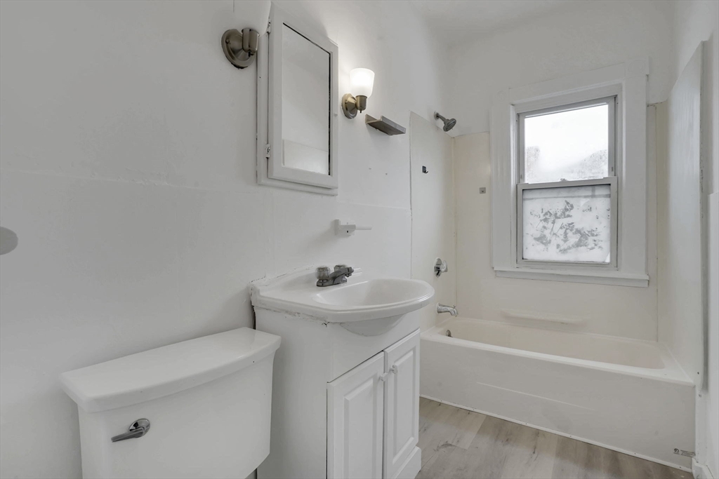 48-50 Dresden Street Springfield, MA 01109 - Photo 36 of 39