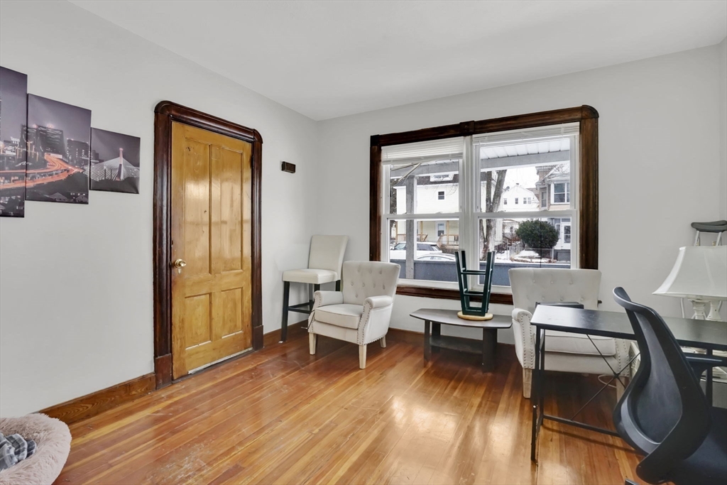 48-50 Dresden Street Springfield, MA 01109 - Photo 5 of 39