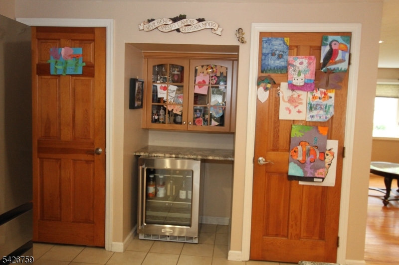 7 Stuart Street Waldwick, NJ 07463 - Photo 18 of 49