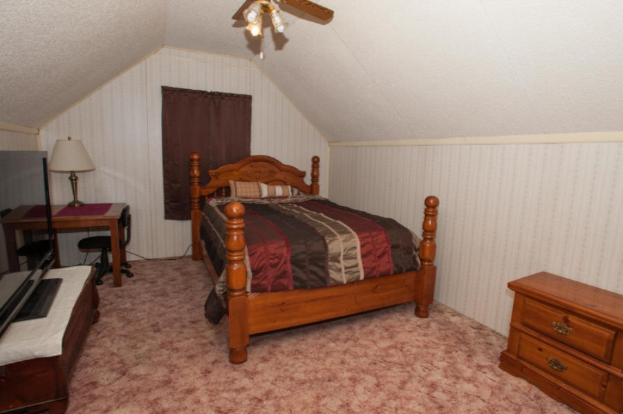 3680 West Polk Road Hart, MI 49420 - Photo 14 of 30 UpperBed3