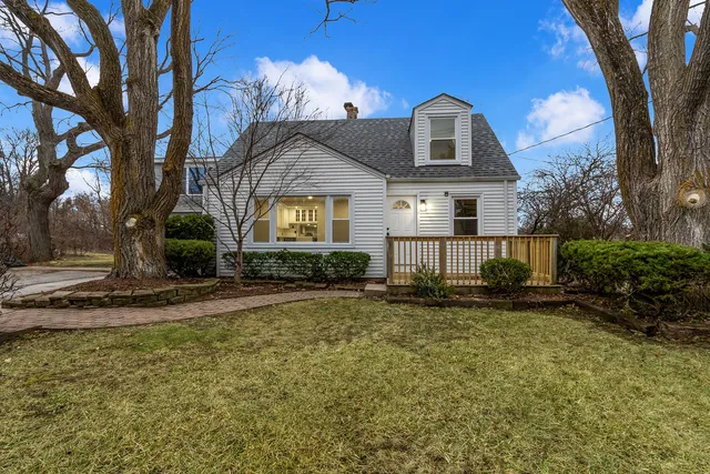 $600,000 | 31 Highway 45, Vernon Hills, IL 60061