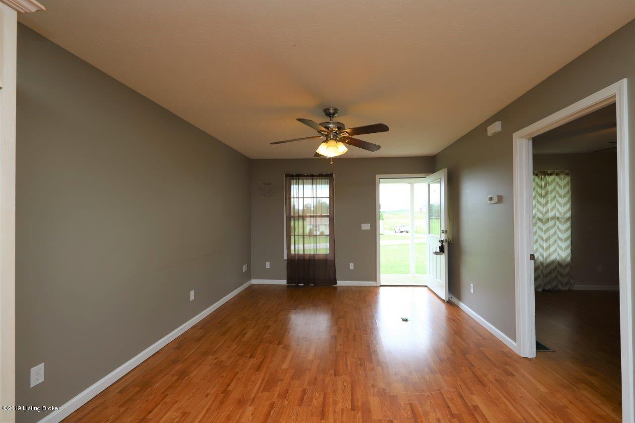 1493 Weldon Loop Road Upton, KY 42784 - Photo 5 of 10 IMG_1338 (2)