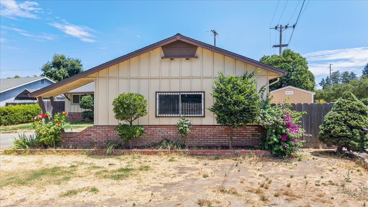 720 Woodrow Avenue Modesto, CA 95350 - Photo 3 of 49