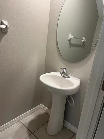 $2,300 | 9619 Mulberry Marsh Lane, Sun City Center, FL 33573