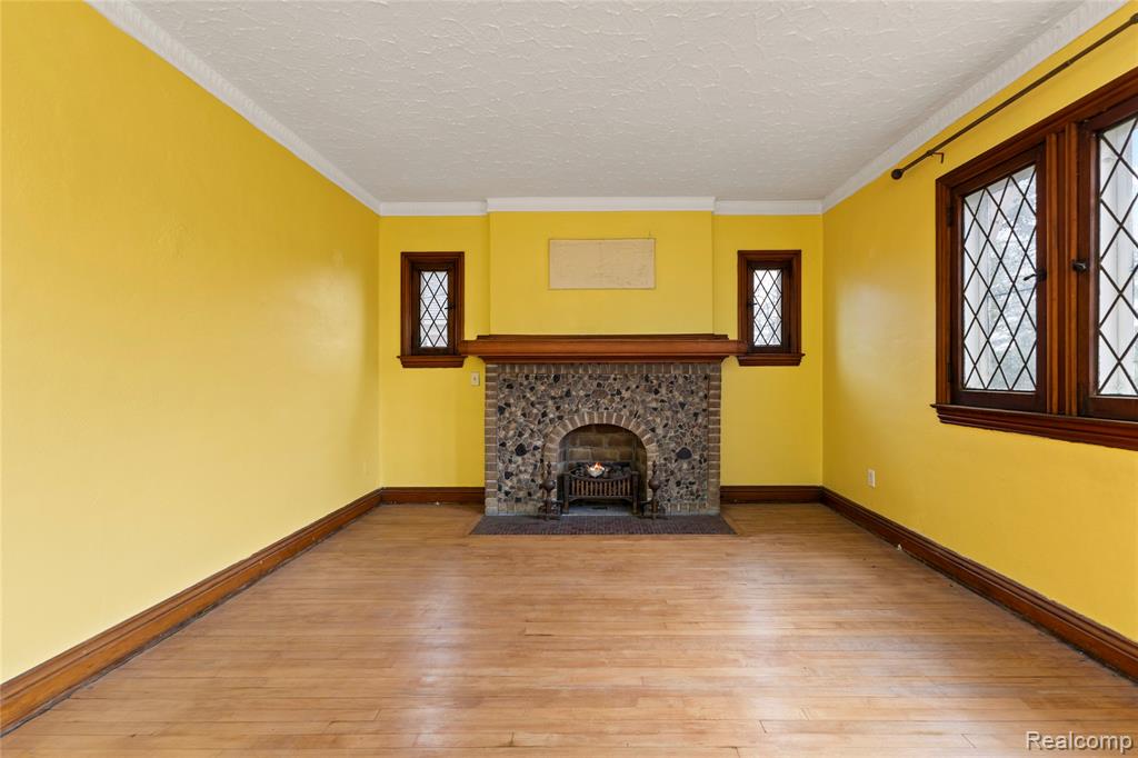 604 Alter Road Detroit, MI 48215 - Photo 4 of 51