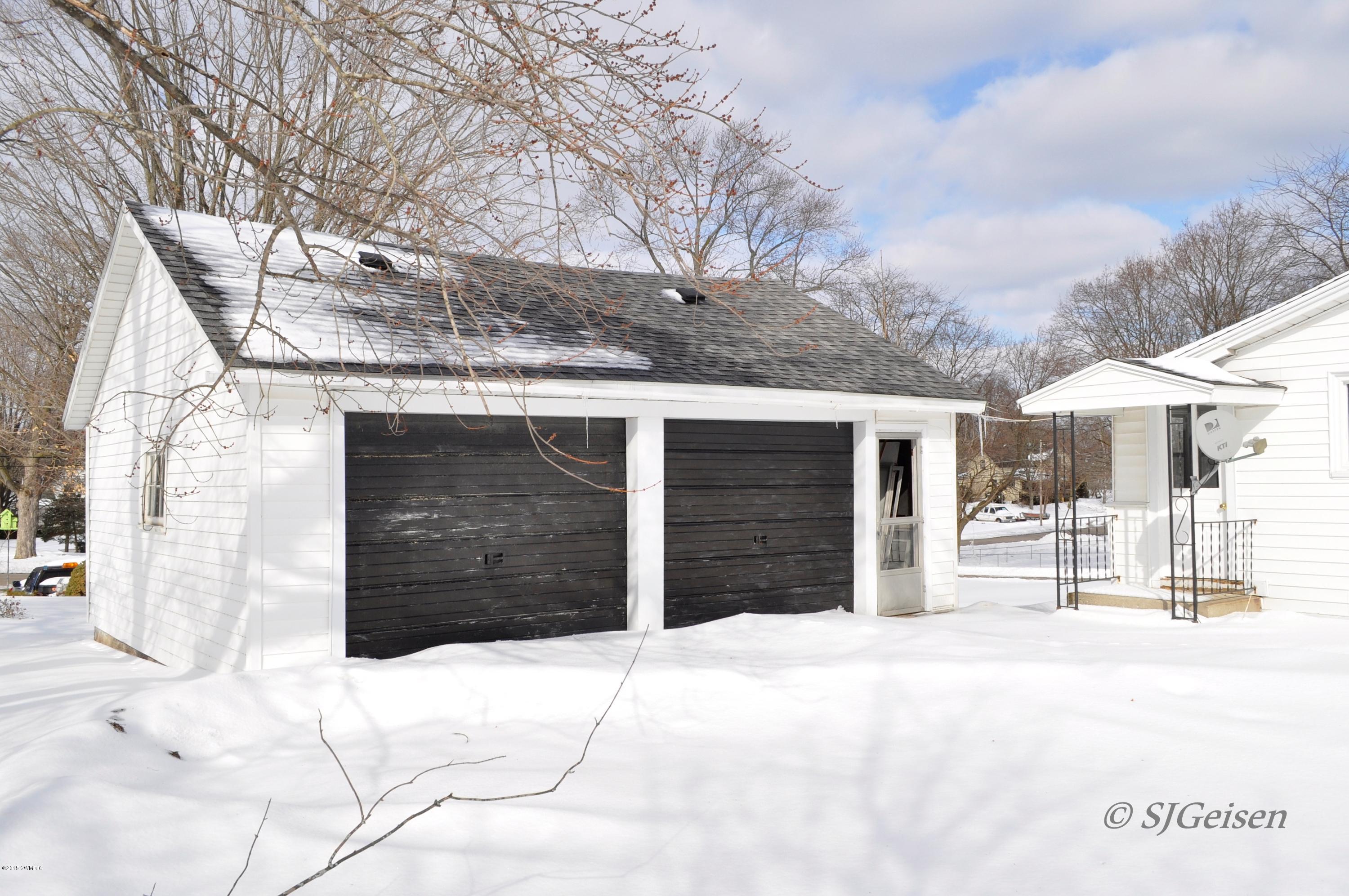 404 West High Street Belding, MI 48809 - Photo 14 of 14 High-14