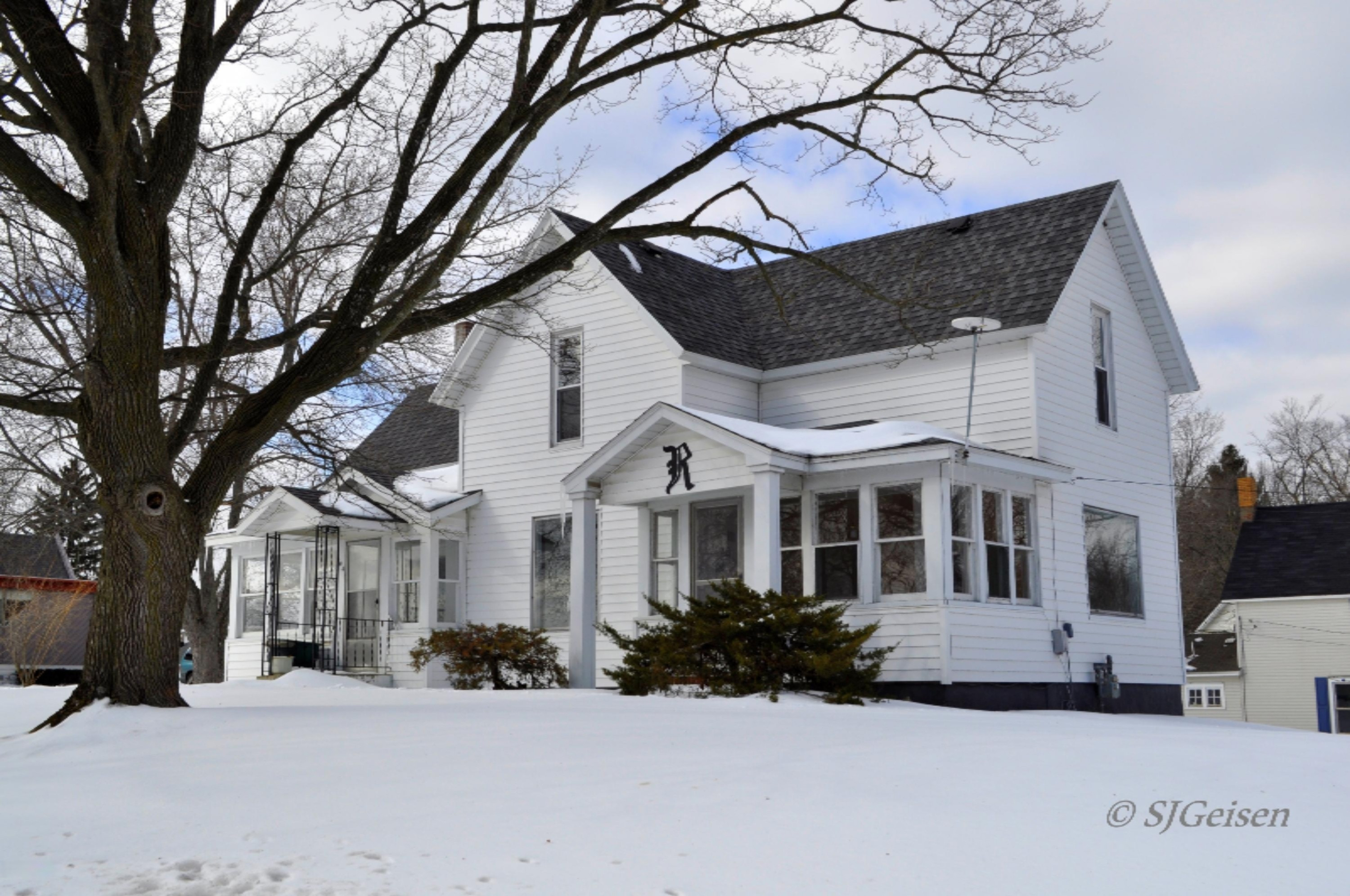 404 West High Street Belding, MI 48809 - Photo 3 of 14 High-3