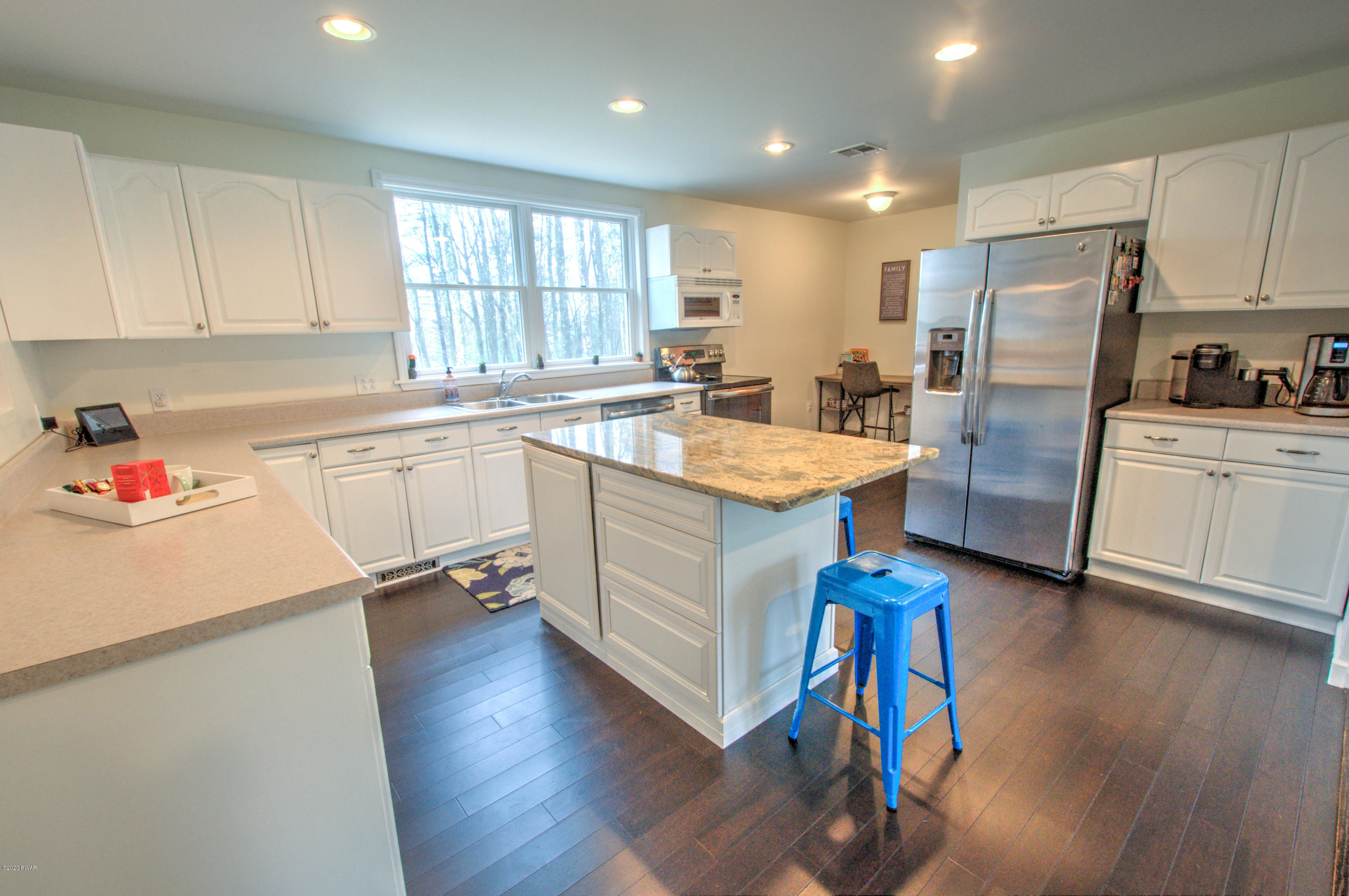 164 Meadow Ridge Acres Road Milford, PA 18337 - Photo 11 of 48 10-Kitchen