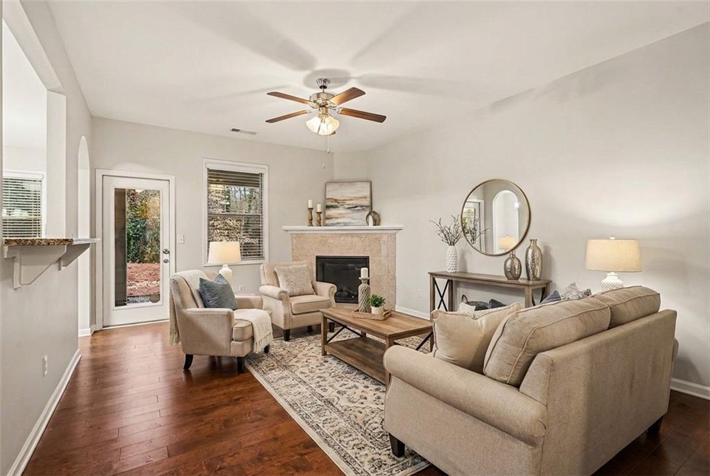 387 Franklin Lane Acworth, GA 30102 - Photo 3 of 36