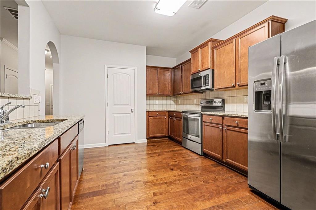 387 Franklin Lane Acworth, GA 30102 - Photo 9 of 36