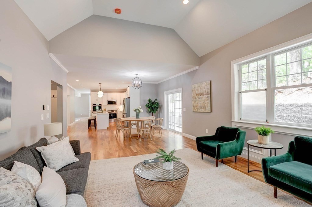 5 John Carver Road Reading, MA 01867 - Photo 11 of 39 Gallery Image 11