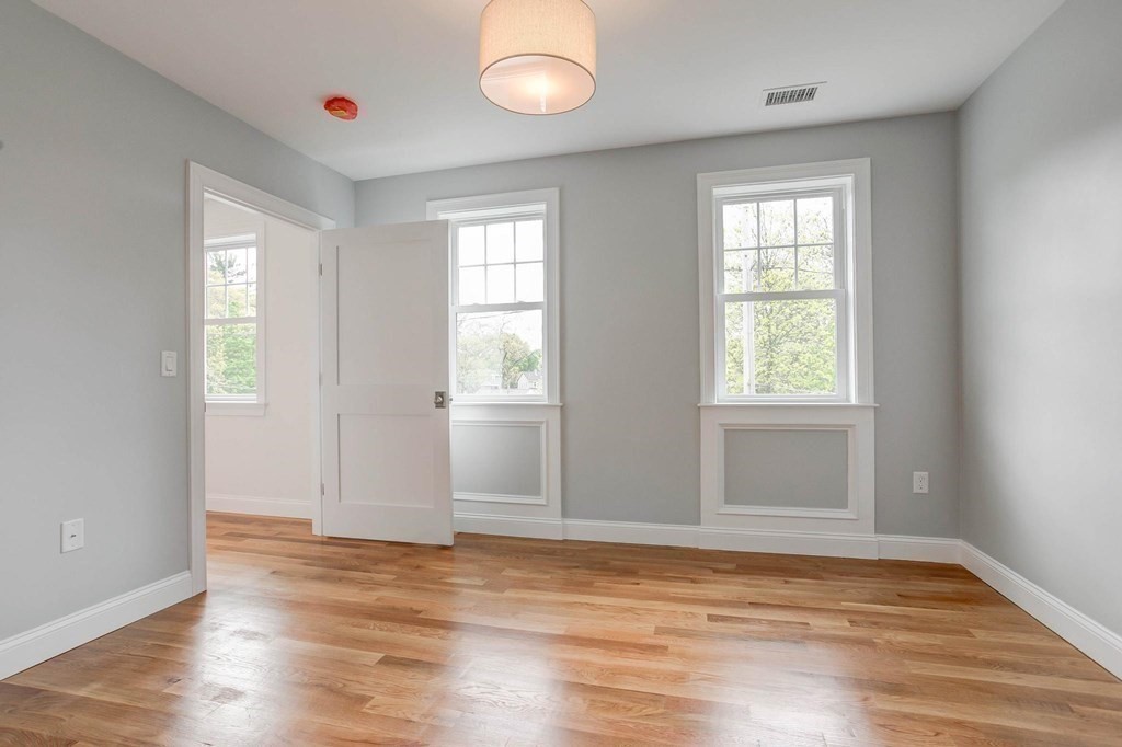 5 John Carver Road Reading, MA 01867 - Photo 27 of 39 Gallery Image 27
