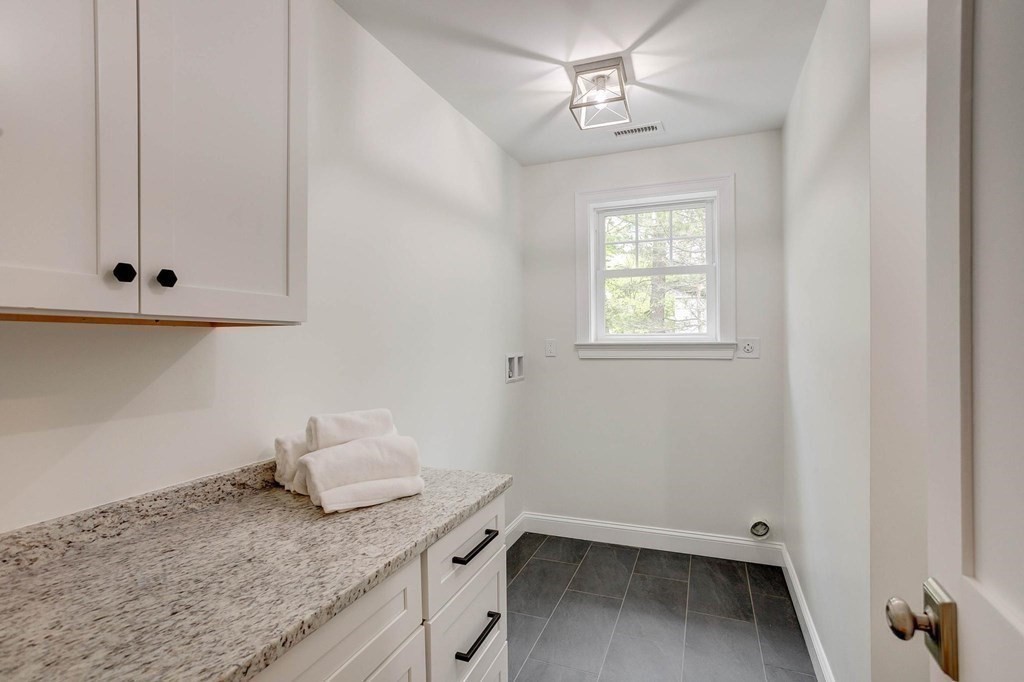 5 John Carver Road Reading, MA 01867 - Photo 29 of 39 Gallery Image 29
