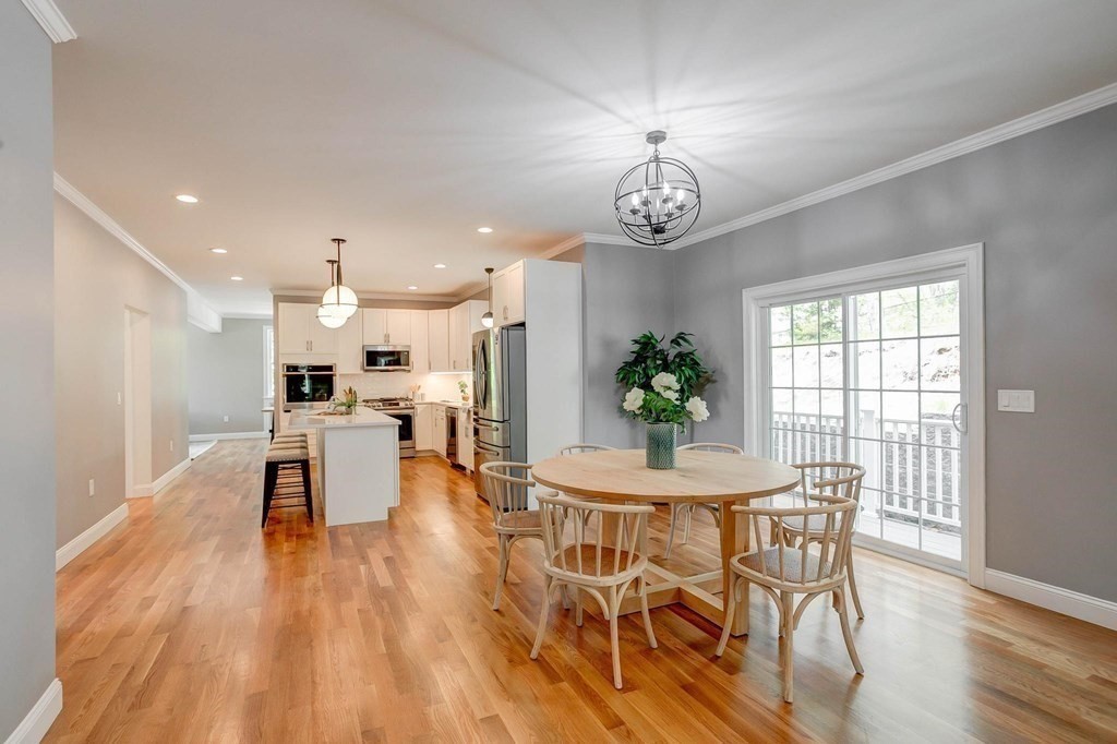 5 John Carver Road Reading, MA 01867 - Photo 9 of 39 Gallery Image 9