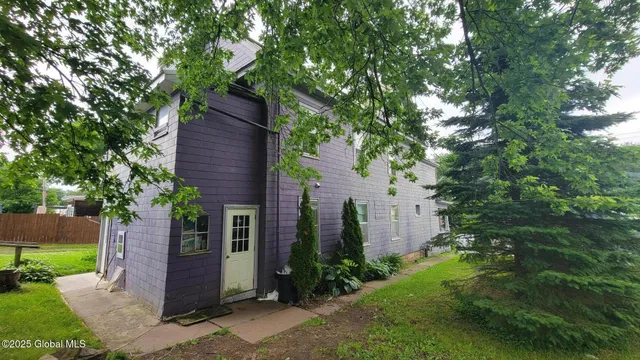 $114,900 | 84 Montgomery Street, Canajoharie, NY 13317