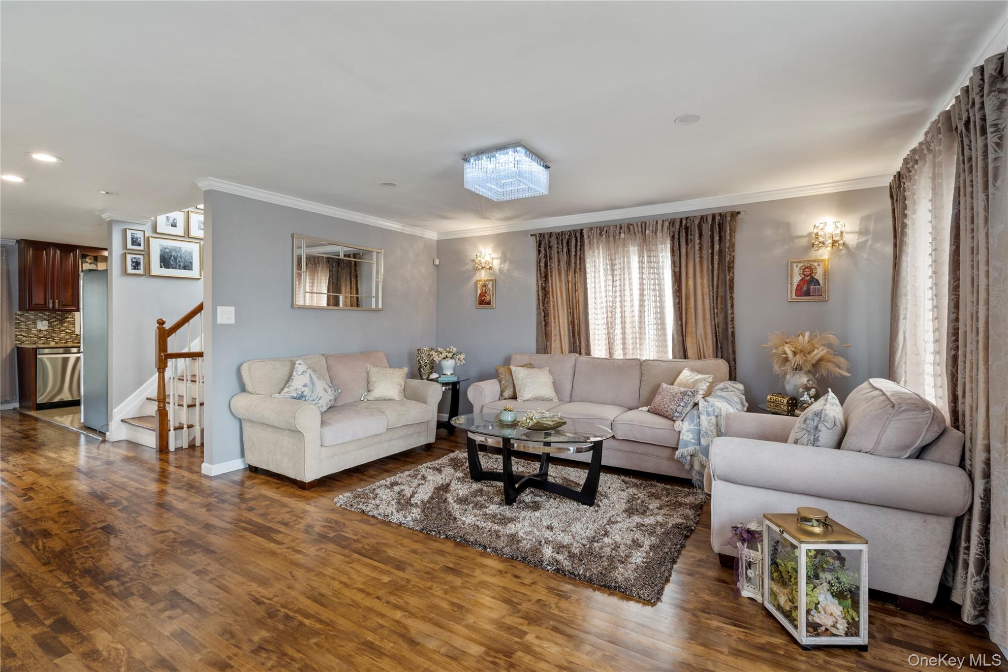 76-31 264th Street Queens, NY 11004 - Photo 3 of 33