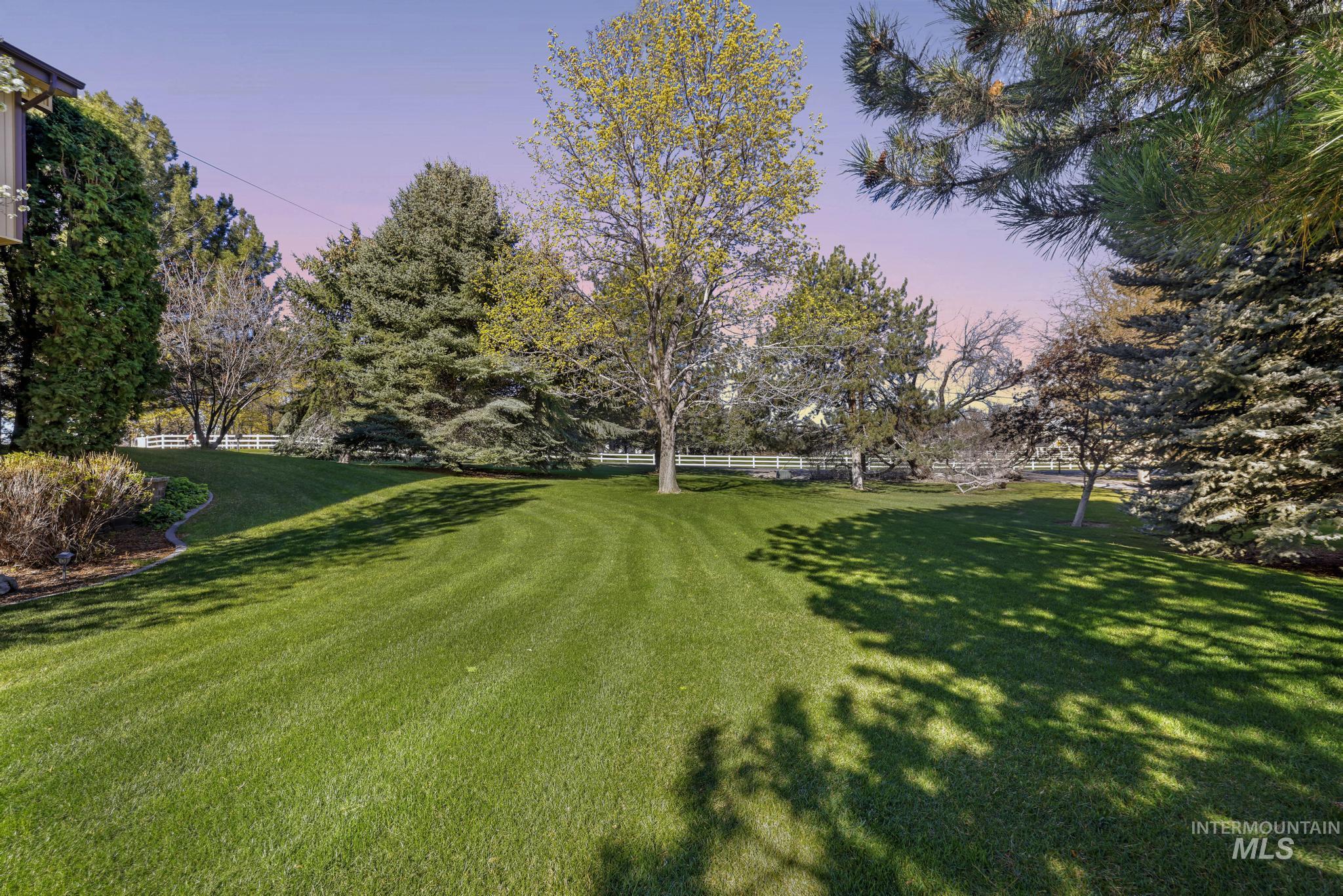 1172 Hankins Road North Twin Falls, ID 83301 - Photo 13 of 49 View of yard