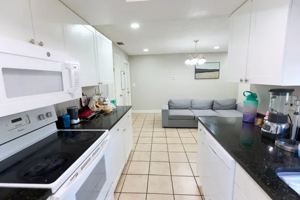 $470,000 | 6597 Salem, North Lauderdale, FL 33068