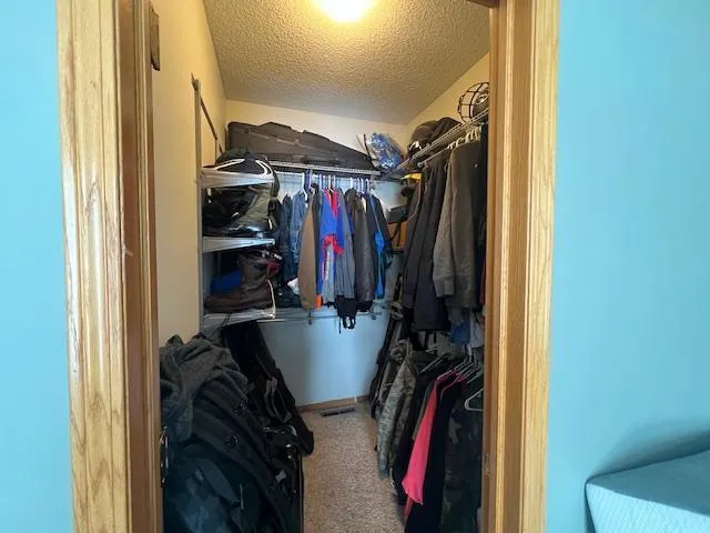 $542,500 | 6066 259th Street, Wyoming, MN 55092