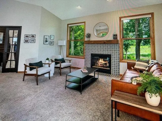 $542,500 | 6066 259th Street, Wyoming, MN 55092