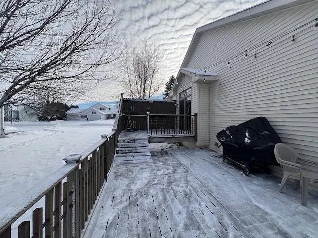 $542,500 | 6066 259th Street, Wyoming, MN 55092