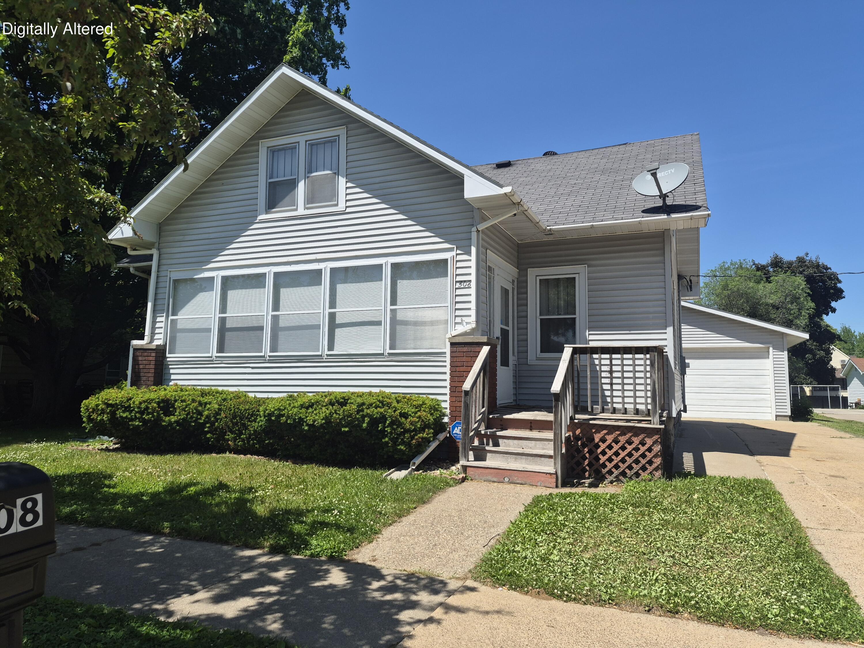 508 West Oak Street Sparta, WI 54656 - Photo 1 of 29 front