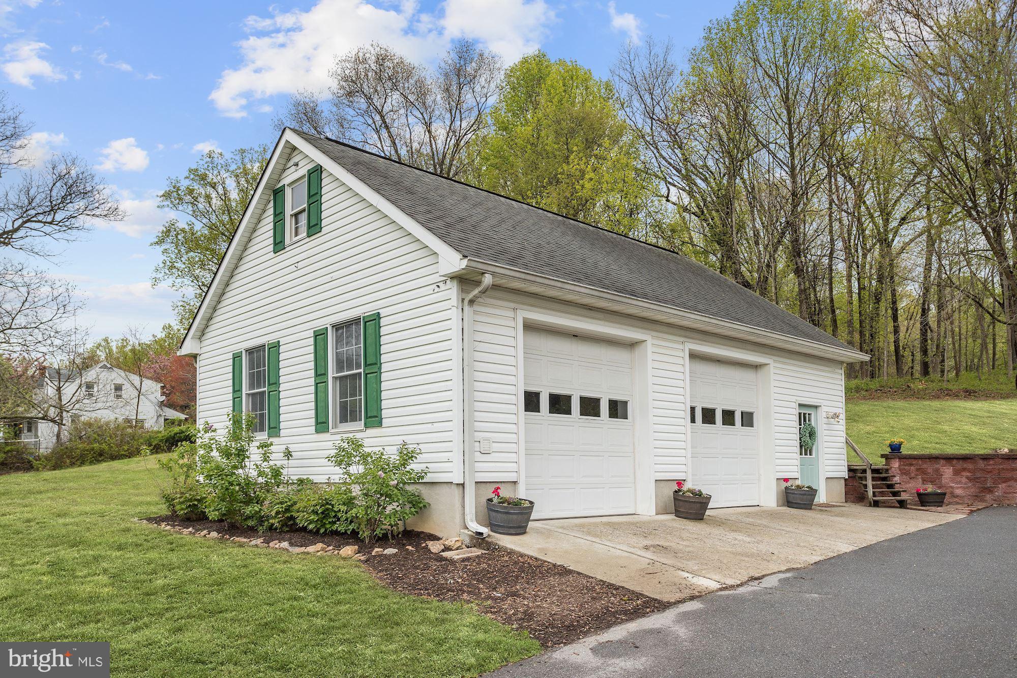 12044 Frederick Road Ellicott City, MD 21042 - Photo 29 of 32 Detached Garage