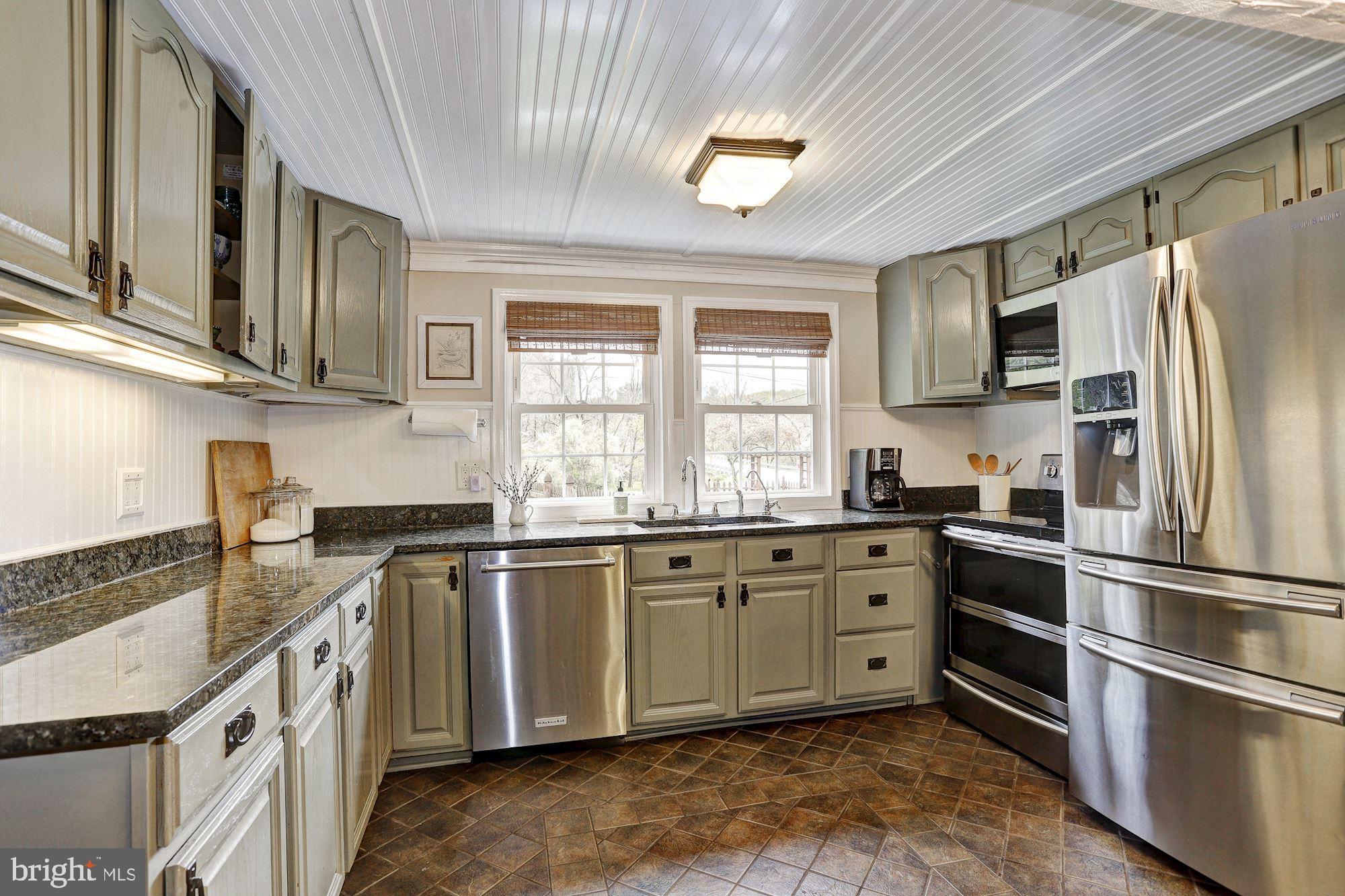 12044 Frederick Road Ellicott City, MD 21042 - Photo 7 of 32 Kitchen