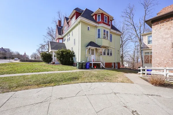 $1,075,000 | 604 Rock Street, Fall River, MA 02720