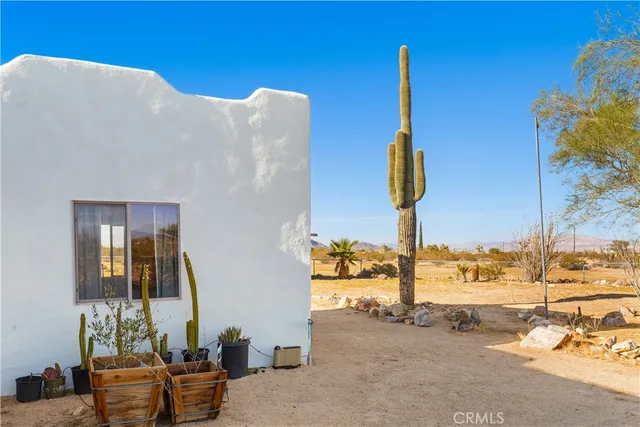 $498,500 | 60611 Birdie Lane, Landers, CA 92285