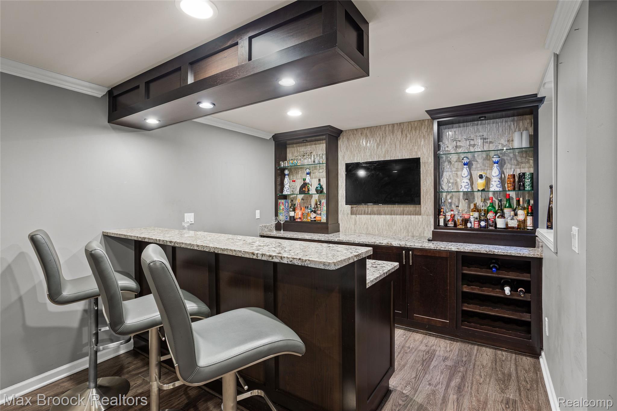 1335 Webster Street Birmingham, MI 48009 - Photo 23 of 34 Lower Level Bar Area