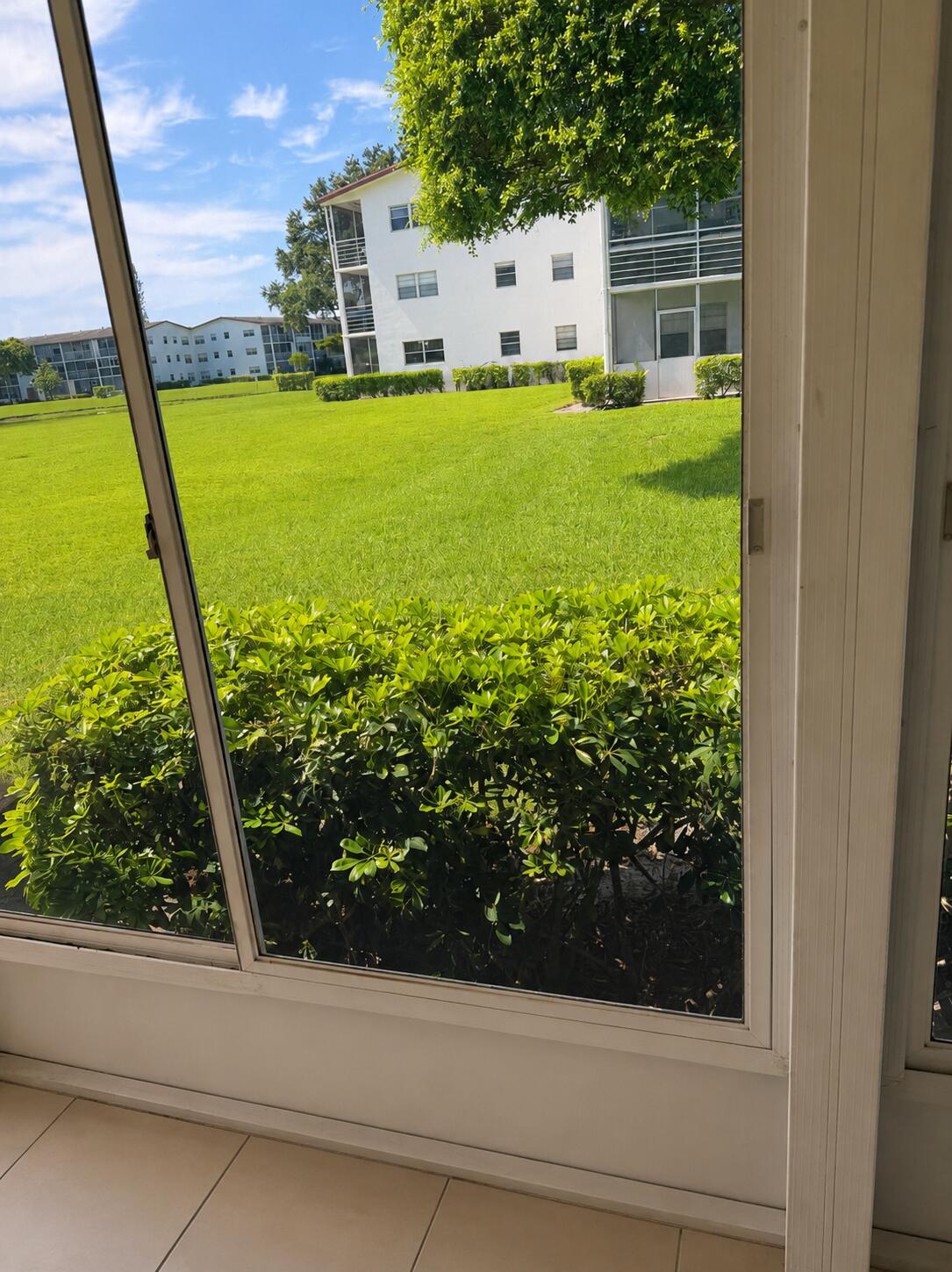 305 Fanshaw H Boca Raton, FL 33434 - Photo 8 of 9 D148D323-AC13-4E2E-A3F5-1E592CE8BDB2