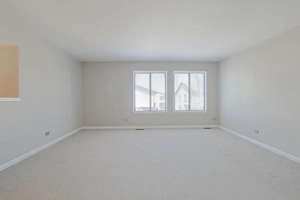 $249,900 | 1332 Kingsbury Drive, Unit 1, Hanover Park, IL 60133