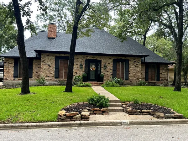 $2,300 | 103 Wroxton Drive, Conroe, TX 77304