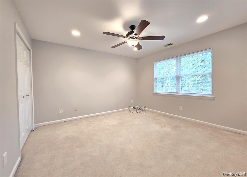 19 Sunflower Ridge Road Centereach, NY 11720 - Photo 16 of 23