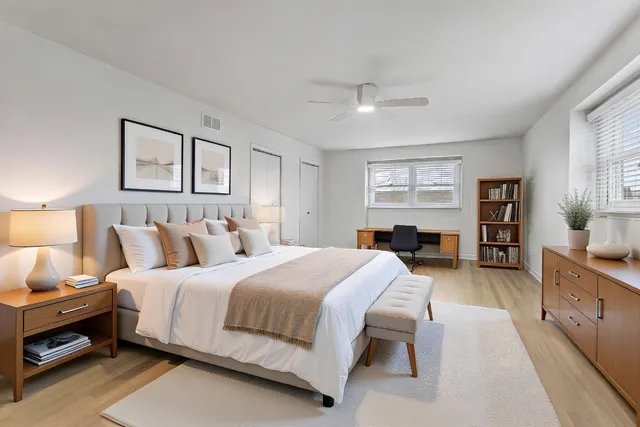 $599,900 | 7209 Grant Street, Darien, IL 60561