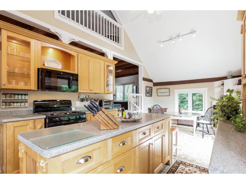 89 High Street, Unit 5 Exeter, NH 03833 - Photo 17 of 32