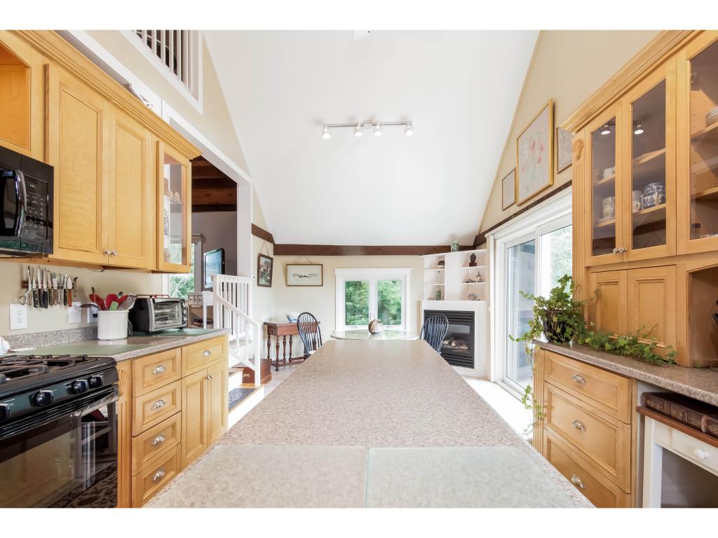 89 High Street, Unit 5 Exeter, NH 03833 - Photo 18 of 32