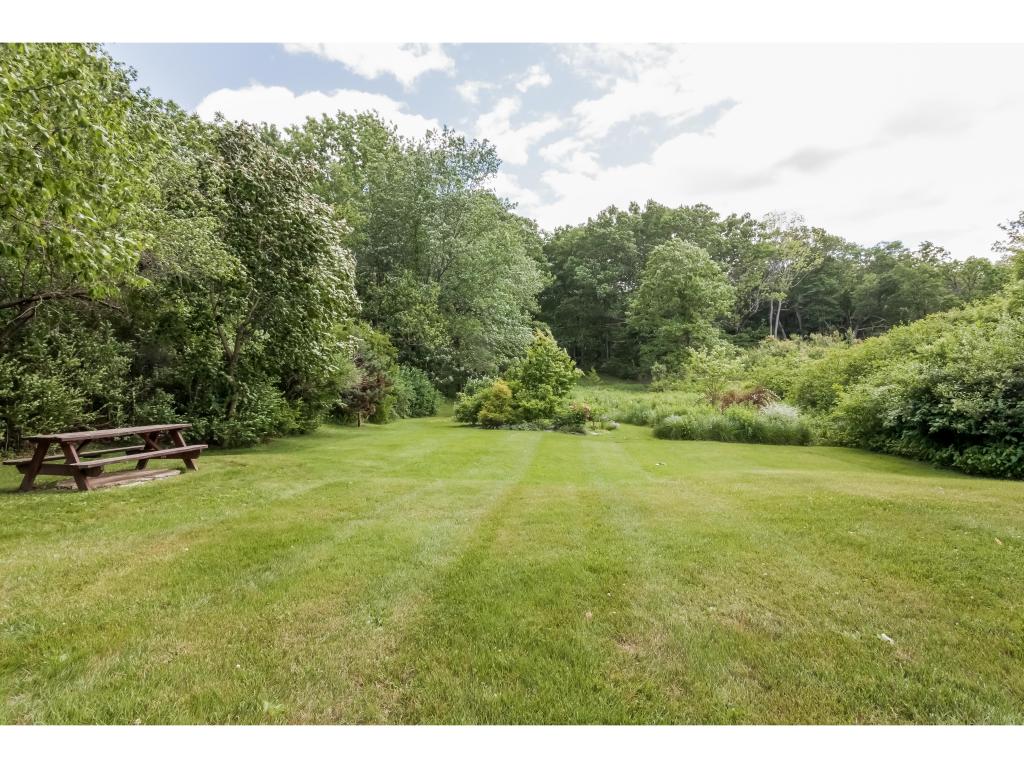 89 High Street, Unit 5 Exeter, NH 03833 - Photo 29 of 32
