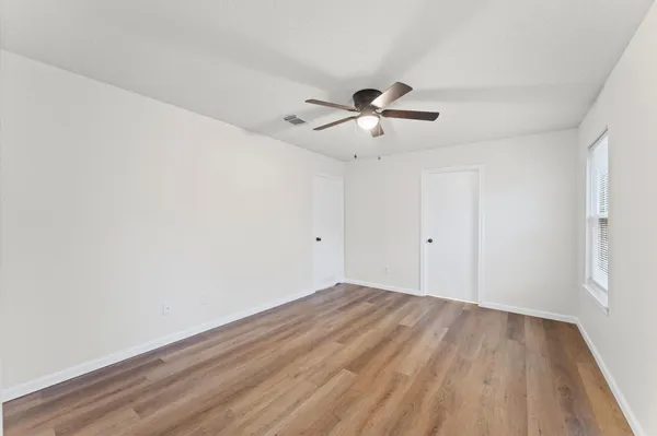 $219,000 | 5917 Red River Drive, Dickinson, TX 77539