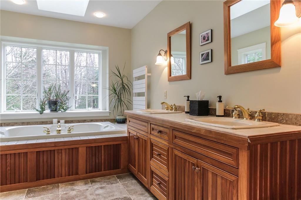 127 Kelsey Ridge Road Freeport, ME 04032 - Photo 13 of 25 Photo
