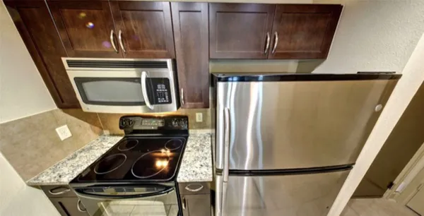 $1,340 | 3333 Weslayan Street, Unit 1362, Houston, TX 77027