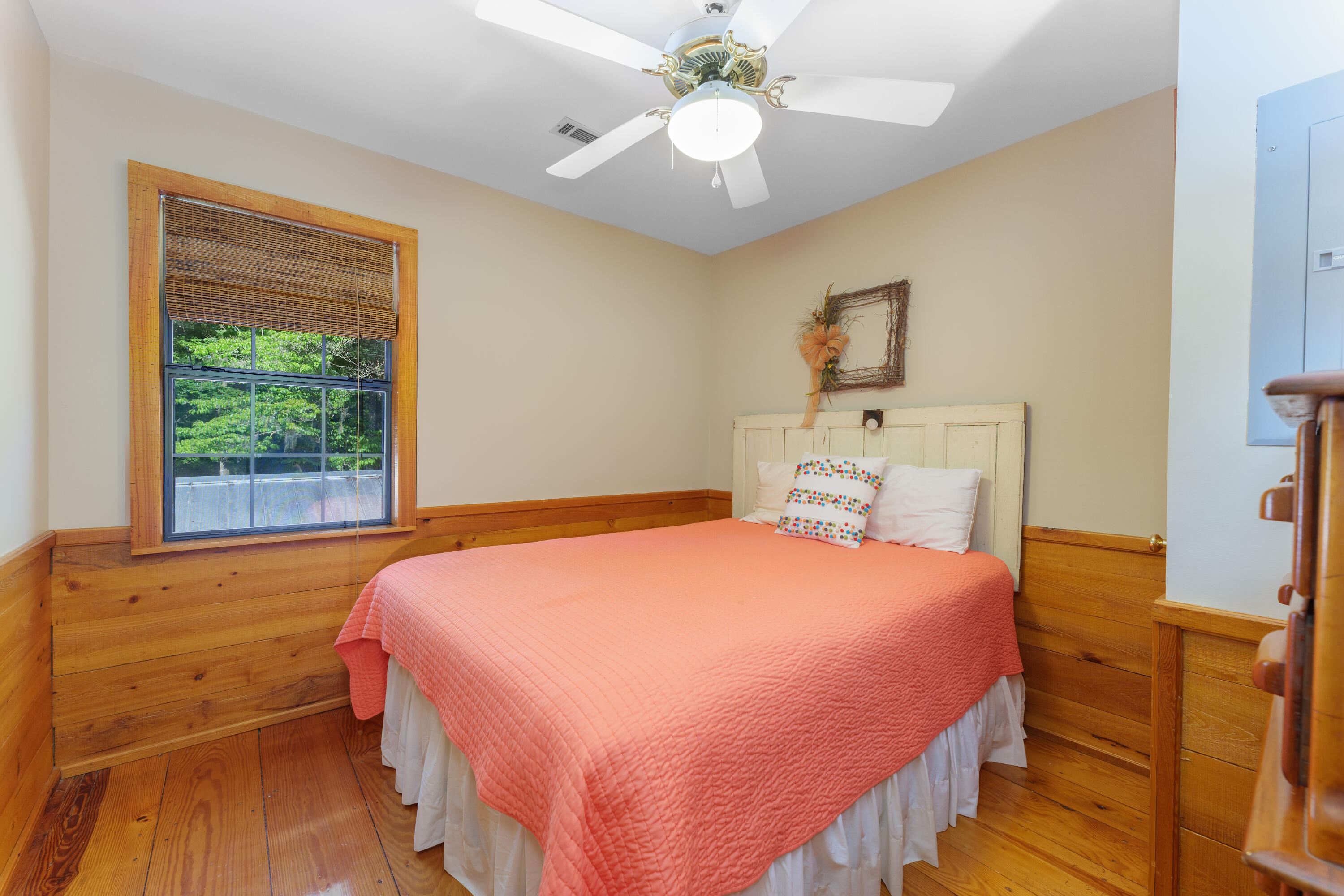 421 McKee Road Kingstree, SC 29556 - Photo 13 of 28 P1019255-Edit