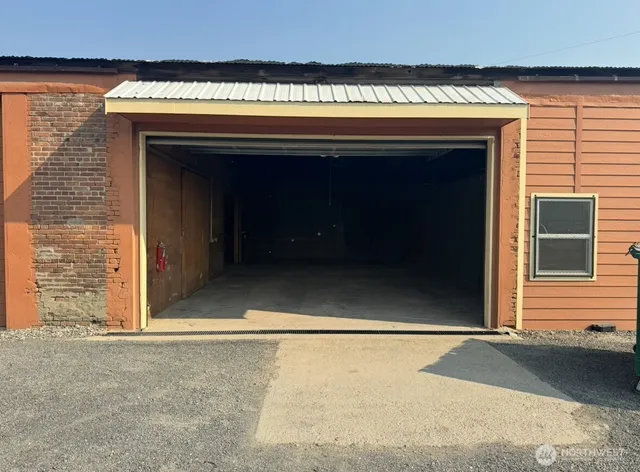 a view of livingroom with a fireplace