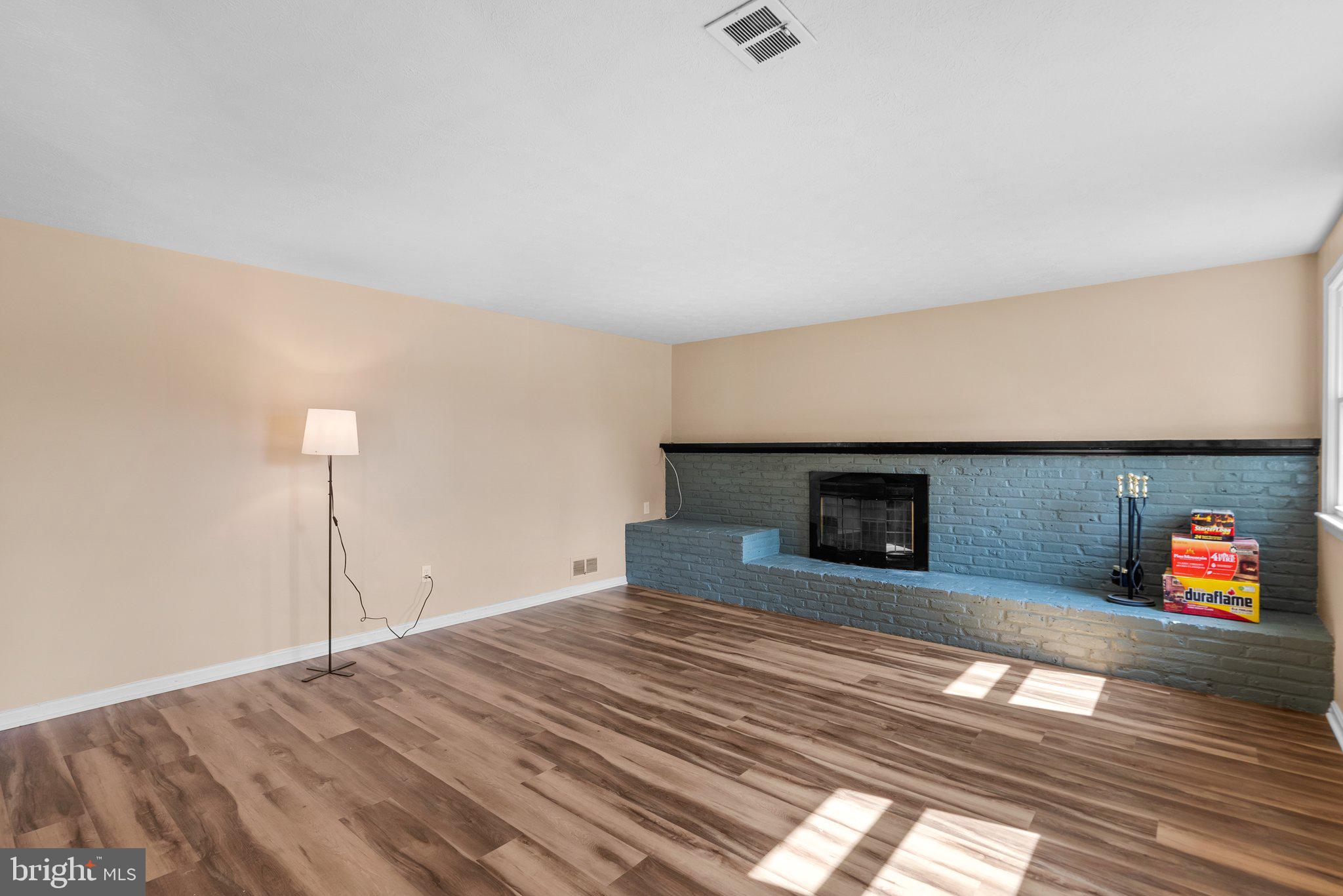 7401 Miller Fall Road Derwood, MD 20855 - Photo 7 of 43 Gallery Image 7