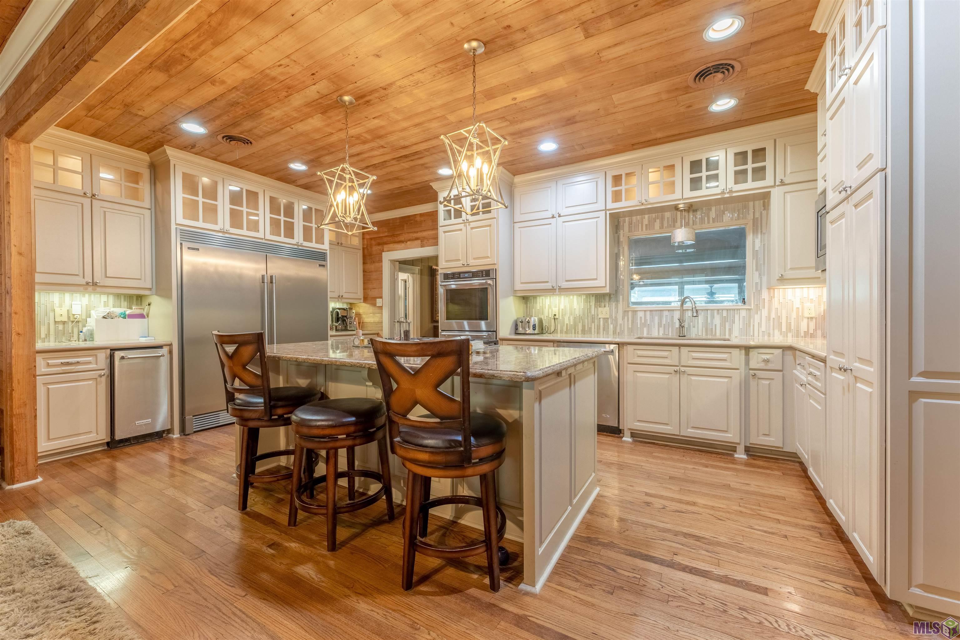 1904 Stanford Avenue Baton Rouge, LA 70808 - Photo 8 of 31 Everything the Chef could ever want in a kitchen!