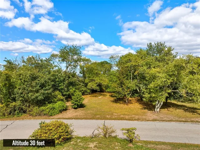 $375,000 | 0 Common Fence Point Boulevard, Portsmouth, RI 02871