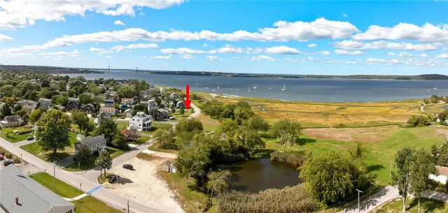 $375,000 | 0 Common Fence Point Boulevard, Portsmouth, RI 02871